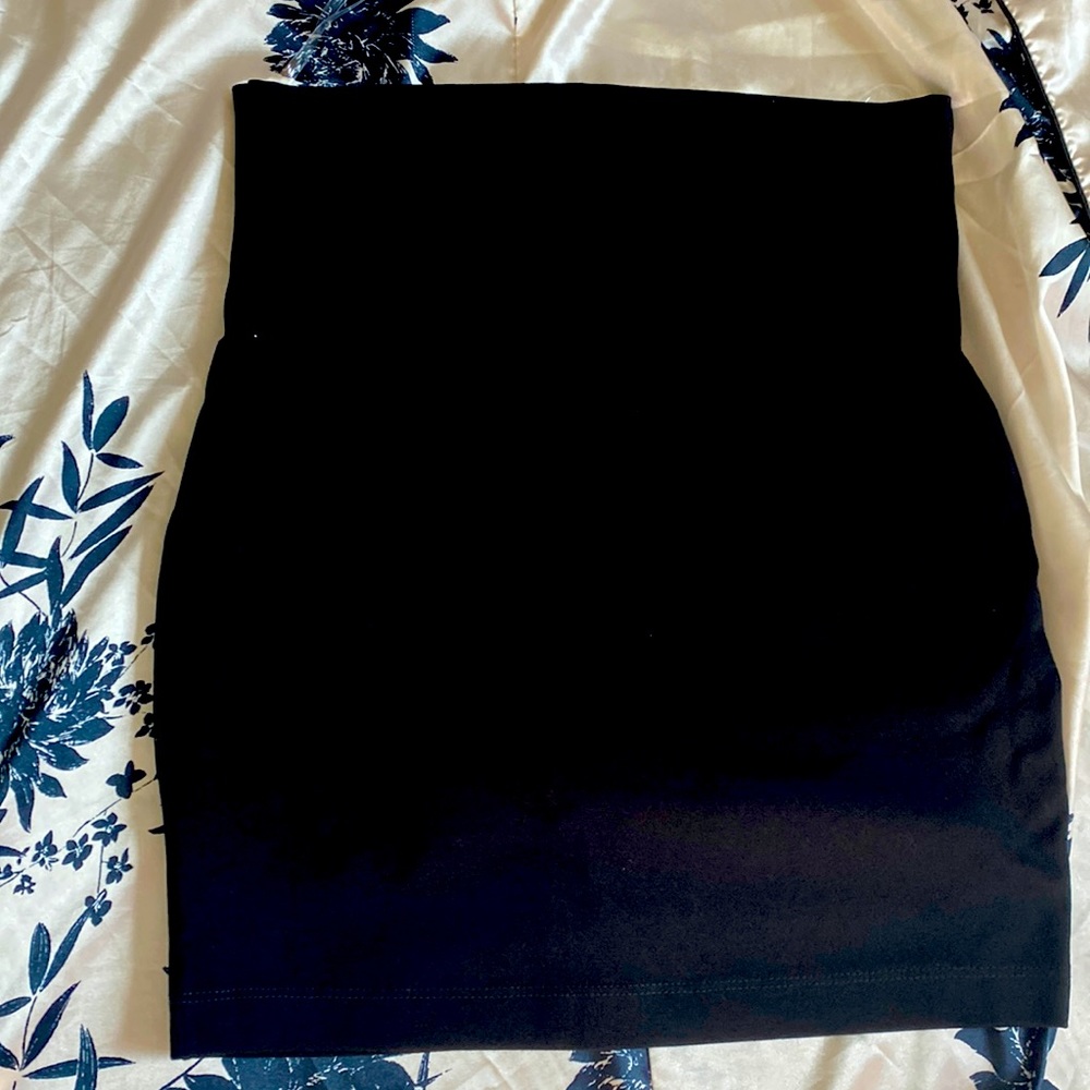 Black skirt